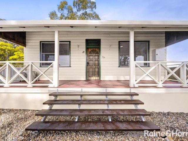 1930s Charm with a Modern Twist