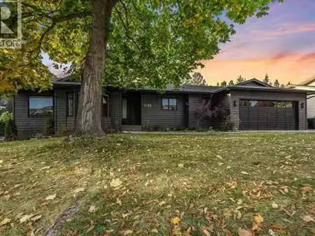 1932 Horizon Drive, West Kelowna, BC, V1Z 3L3 house for sale.