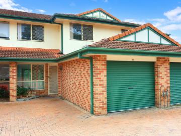 19/32 riverview road nerang qld townhouse for rent lj hooker