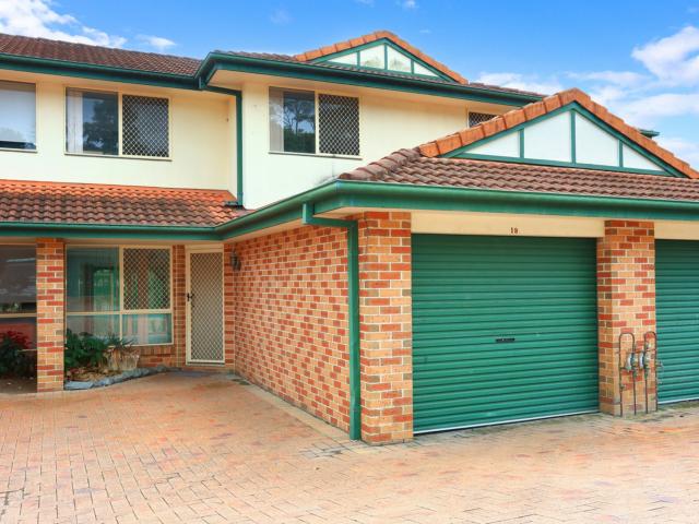 19/32 riverview road nerang qld townhouse for rent lj hooker