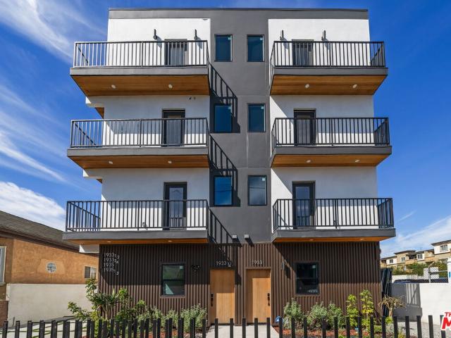 1933 Magnolia Ave, Los Angeles, CA 90007 | MLS #26665