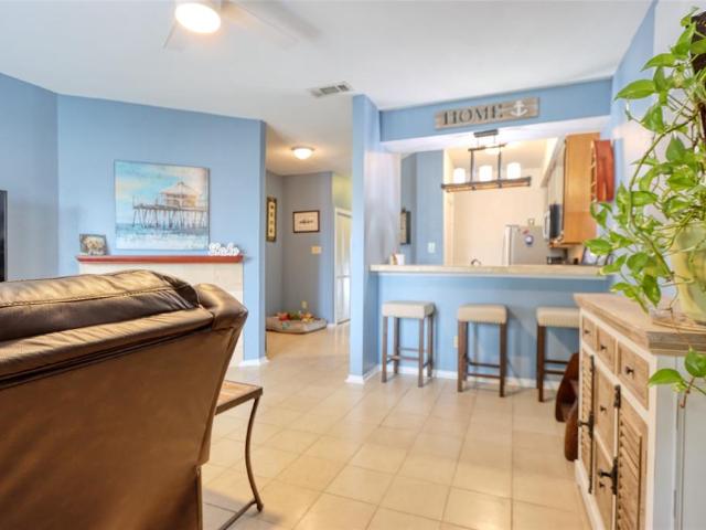 1933 Island Cir, Unit B113, Tool, TX 75143 | MLS #21243
