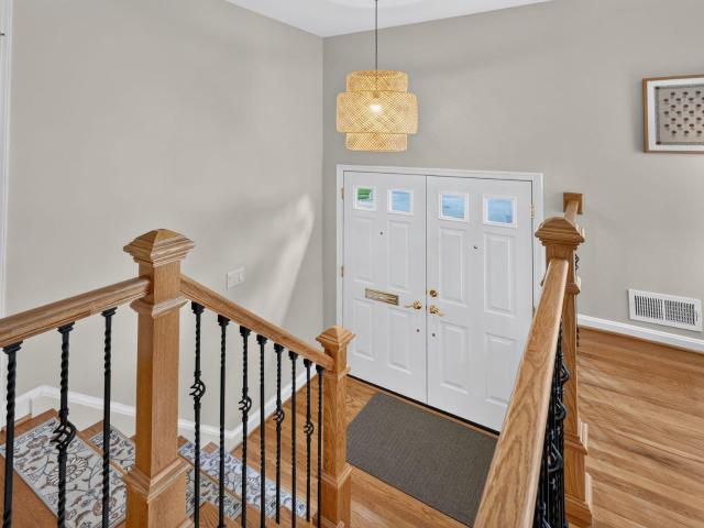 1933 Relda Court