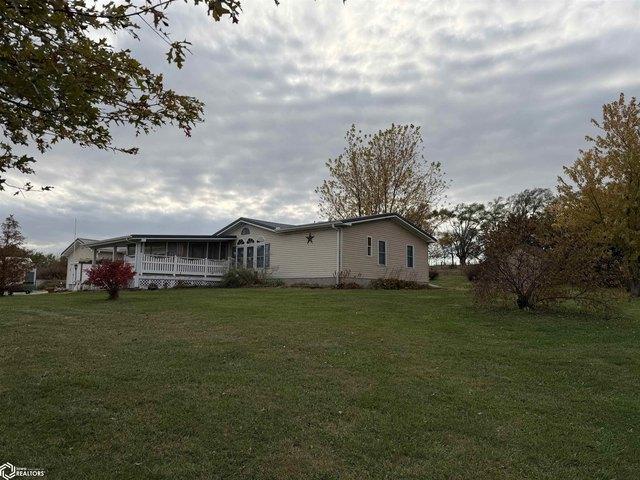 1933 State Highway 148, Gravity, IA 50848