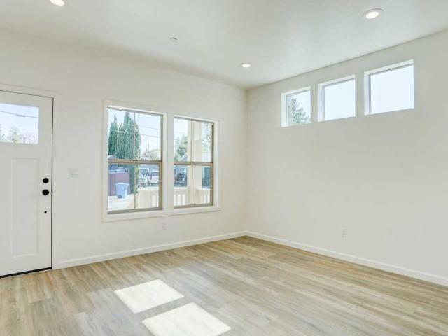 193 199 West Barham Ave 3 Bedroom Apartment for Rent at 193 193 199 West Barham Ave, Santa Rosa, CA 95407