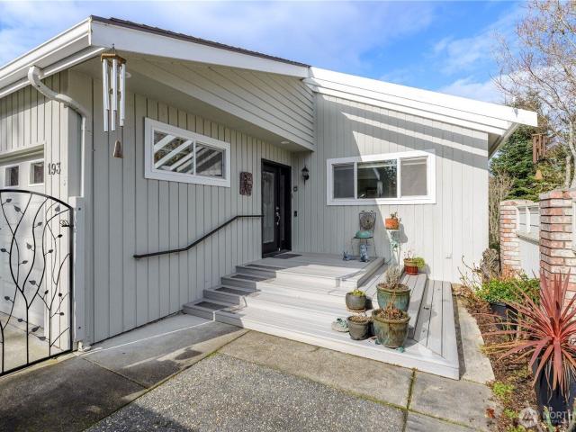 193 Fairway Dr, Sequim, WA