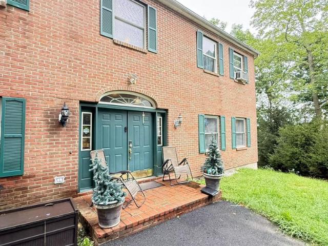 193 St Andrews Drive
