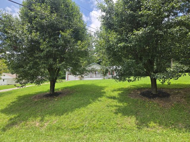 193 W Lee Dr