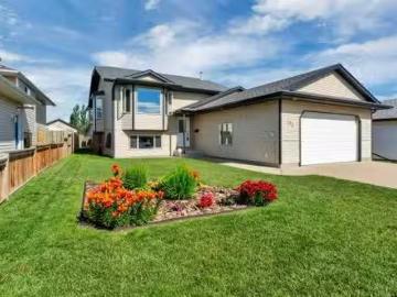 193 Westgate Crescent, Blackfalds, AB, T0M 0J0 house for sal.