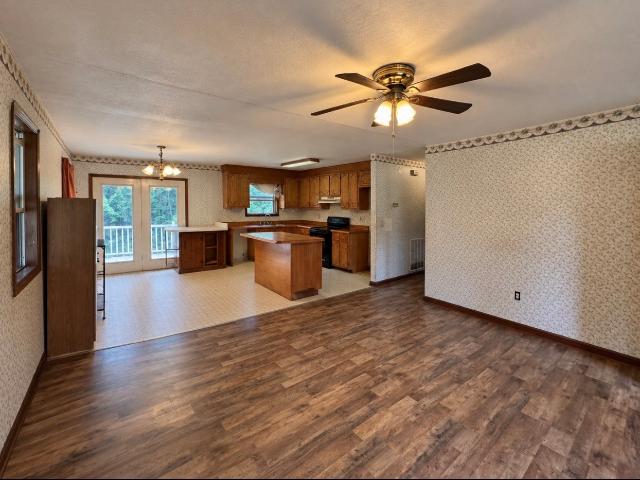 193A A W Schmidt Rd