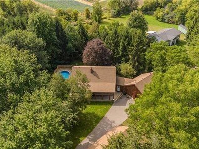 1944 4Th Conc Road W, Troy, ON, L0R 2B0 Luxury House for sale | Listing ID 40865 | Royal LePage Carriage Trade Luxury Properties