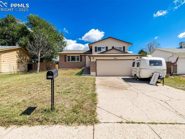1945 Mineola St, Colorado Springs, CO 80915 | MLS #4045