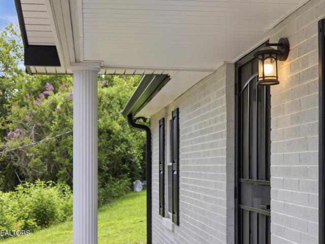 1946 Bluff Rd