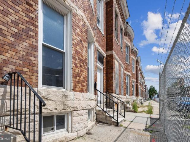 1948 Mosher Street W