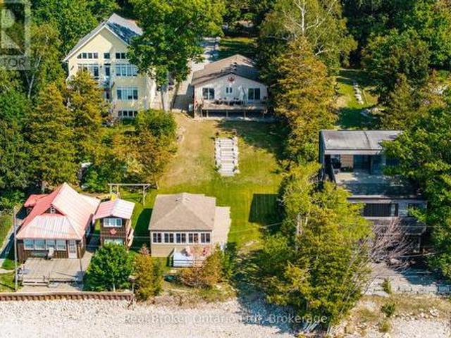1948 Tiny Beaches Road S, Tiny, ON, L0L 1P1 house for sale | Listing ID S13564 | Royal LePage
