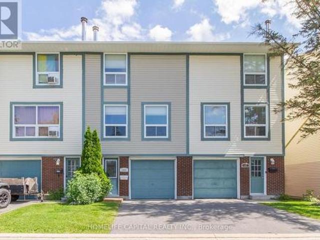 1949 Greenway Park Lane, Ottawa, ON, K1B 5A9 townhouse for sale | Listing ID X13699 | Royal LePage