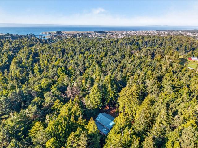 19400 Dorffi Road, Fort Bragg, US, CA