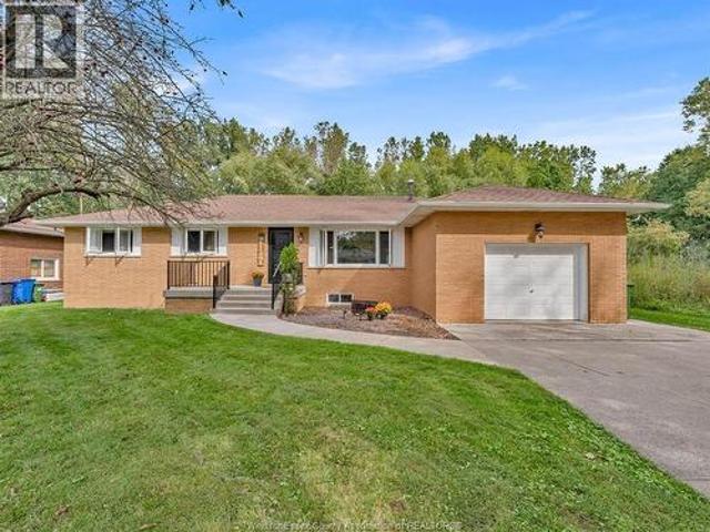 1940 Kent, Windsor, ON, N9E 3R3 house for sale | Listing ID 26023 | Royal LePage