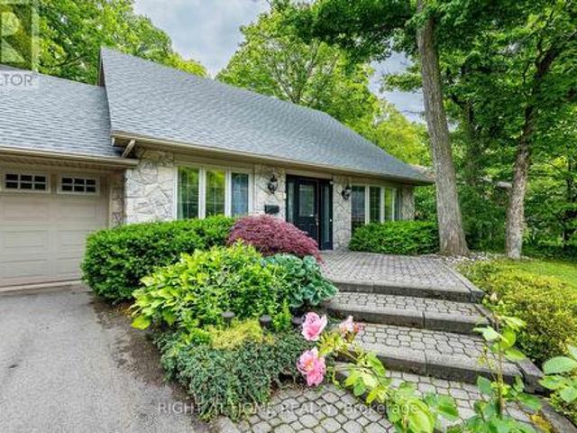 1941 Four Seasons Drive, Burlington, ON, L7P 2Y3 house for sale | Listing ID W13711 | Royal LePage