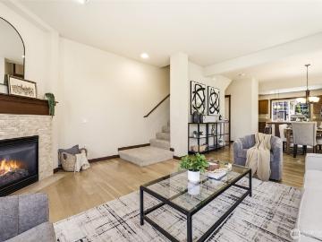 19439 1st Avenue S # E4