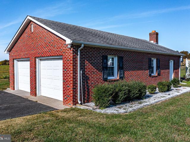 1943 Nomini Grove Rd, Montross, VA 22520 | MLS #VAWE2011