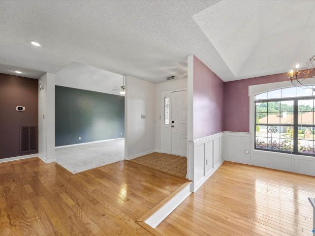 194 Greenlawn Drive