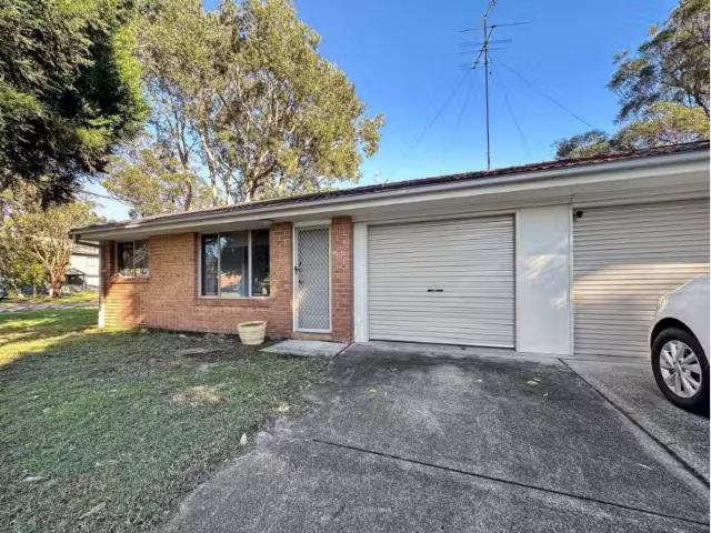 1/94 John Parade, LEMON TREE PASSAGE Townhouse for rent Liste.