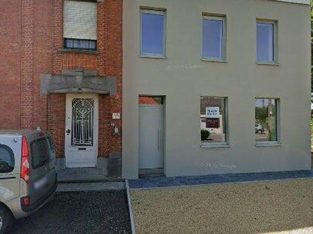 194 m2 apartment for rent in Waregem