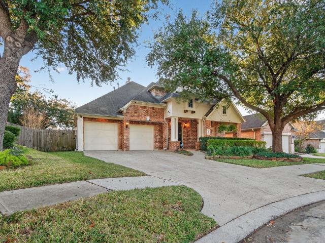 194 Maple Grove Dr, Conroe, TX 77384 | MLS #13801