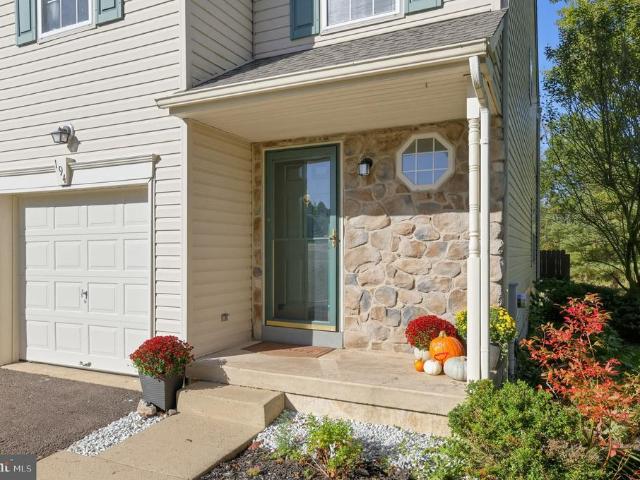 194 Strawberry Lane