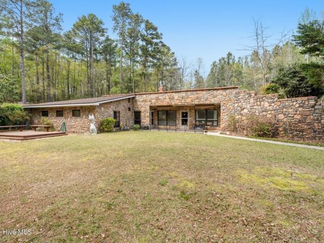 194 Poole Rd, Rockingham, NC 28379