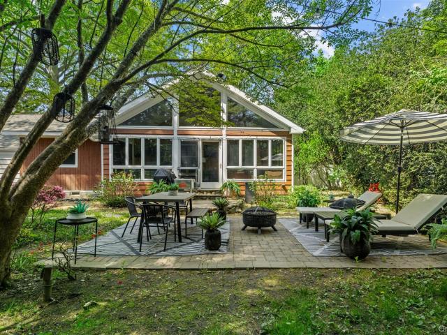 194 W Neck Rd, Huntington, NY 11743 | MLS #953667