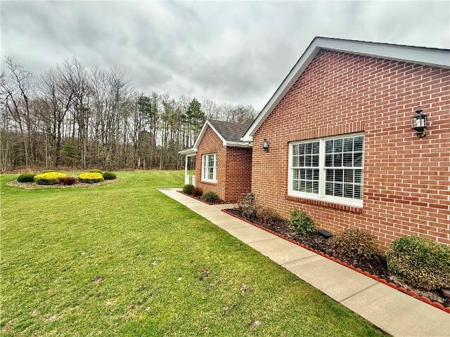 194 Woodhawk Ln