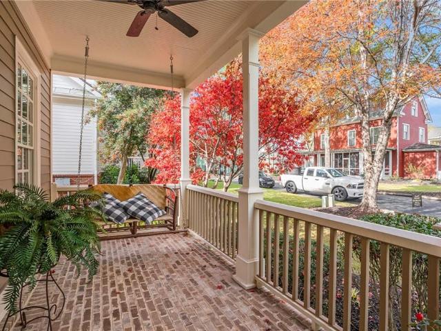 194 Waterfront Park Lane