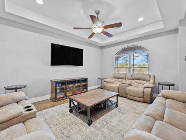 19545 Crosby Eastgate Road