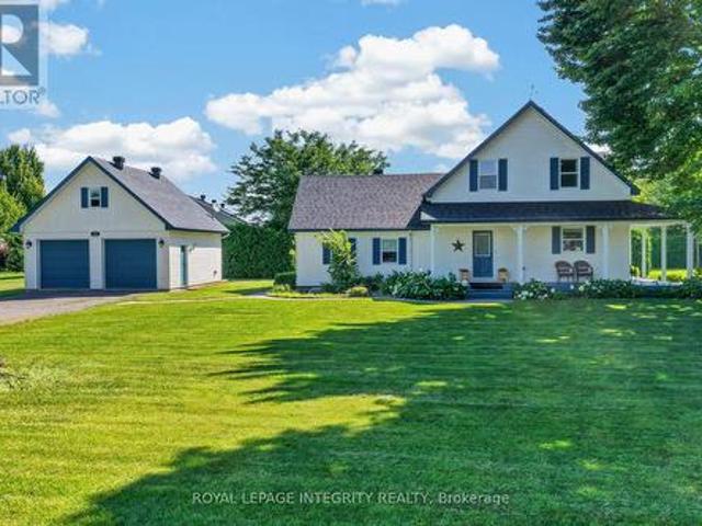 1954 Farisita Drive, Ottawa, ON, K0A 3H0 house for sale | Listing ID X13602 | Royal LePage