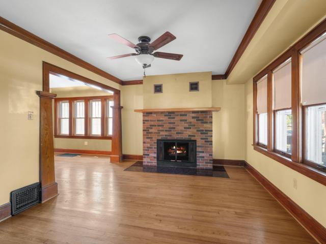 1954 S 58th St