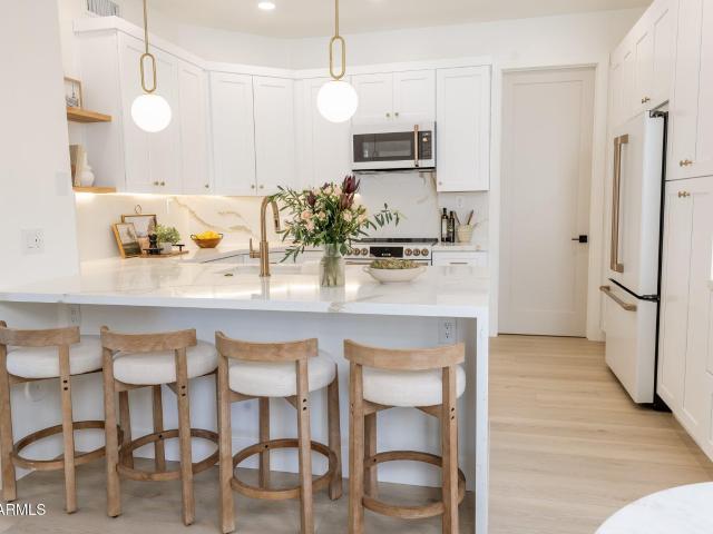 19550 n grayhawk drive # 1073