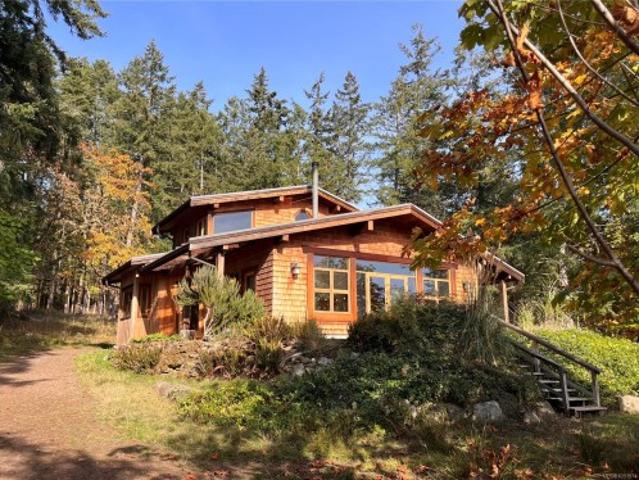 1955 Garland Dr, Gabriola Island, BC, V0R 1X6 Luxury House for sale | Listing ID 1051 | Royal LePage Carriage Trade Luxury Properties