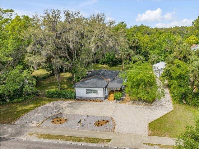 1956 Pioneer Trl, New Smyrna Beach, FL 32168