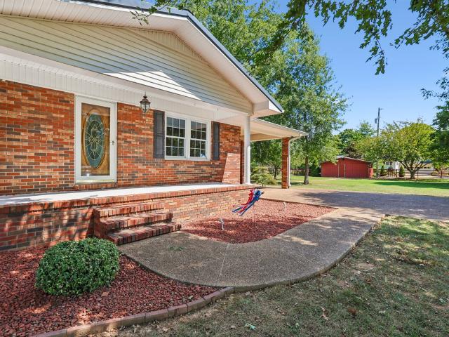 1956 Shady Grove Rd