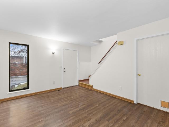 1957 Nicholas Court