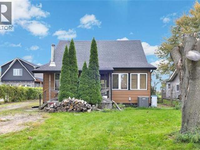 1957 Front Road North, Amherstburg, ON, N9V 3R3 house for sale | Listing ID 26023 | Royal LePage