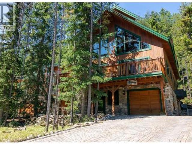 1957 Greywolf Drive, Panorama, BC, V0A 1T0 house for sale | Listing ID 10394 | Royal LePage
