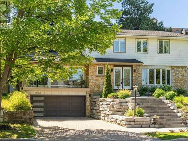 1958 Neepawa Avenue, Ottawa, ON, K2A 3L5 house for sale | Listing ID X13514 | Royal LePage