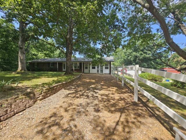 19503 N Moonbeam Lane