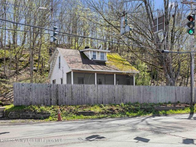 1950 1958 Ulster Avenue