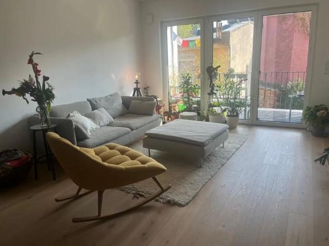 1950 € 87.0 m² 3 rooms sublet from Nov/Dec onwards