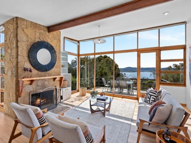 1950s classic with water views
