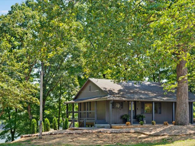 1953 Eaglecrest Road